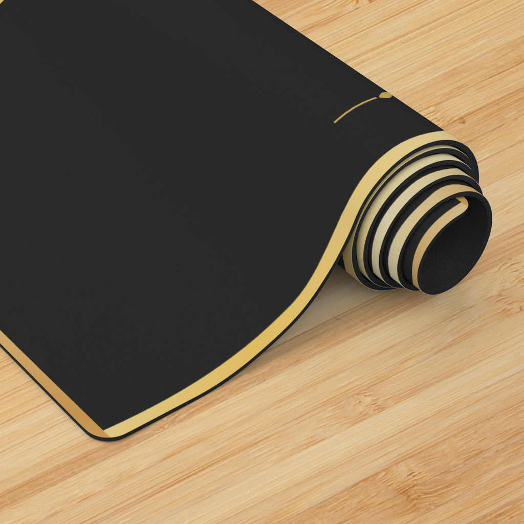 Yoga_Essentiels_YogaMat_CloseUp_Folded_H_AS_Mockup.png_14604780